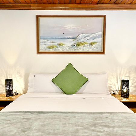 Opoho Heritage Guest Suite 더니든 외부 사진