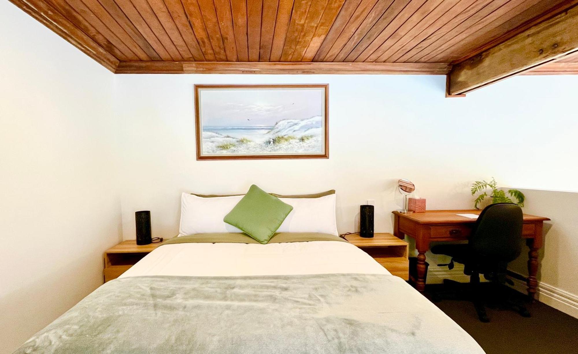 Opoho Heritage Guest Suite 더니든 외부 사진
