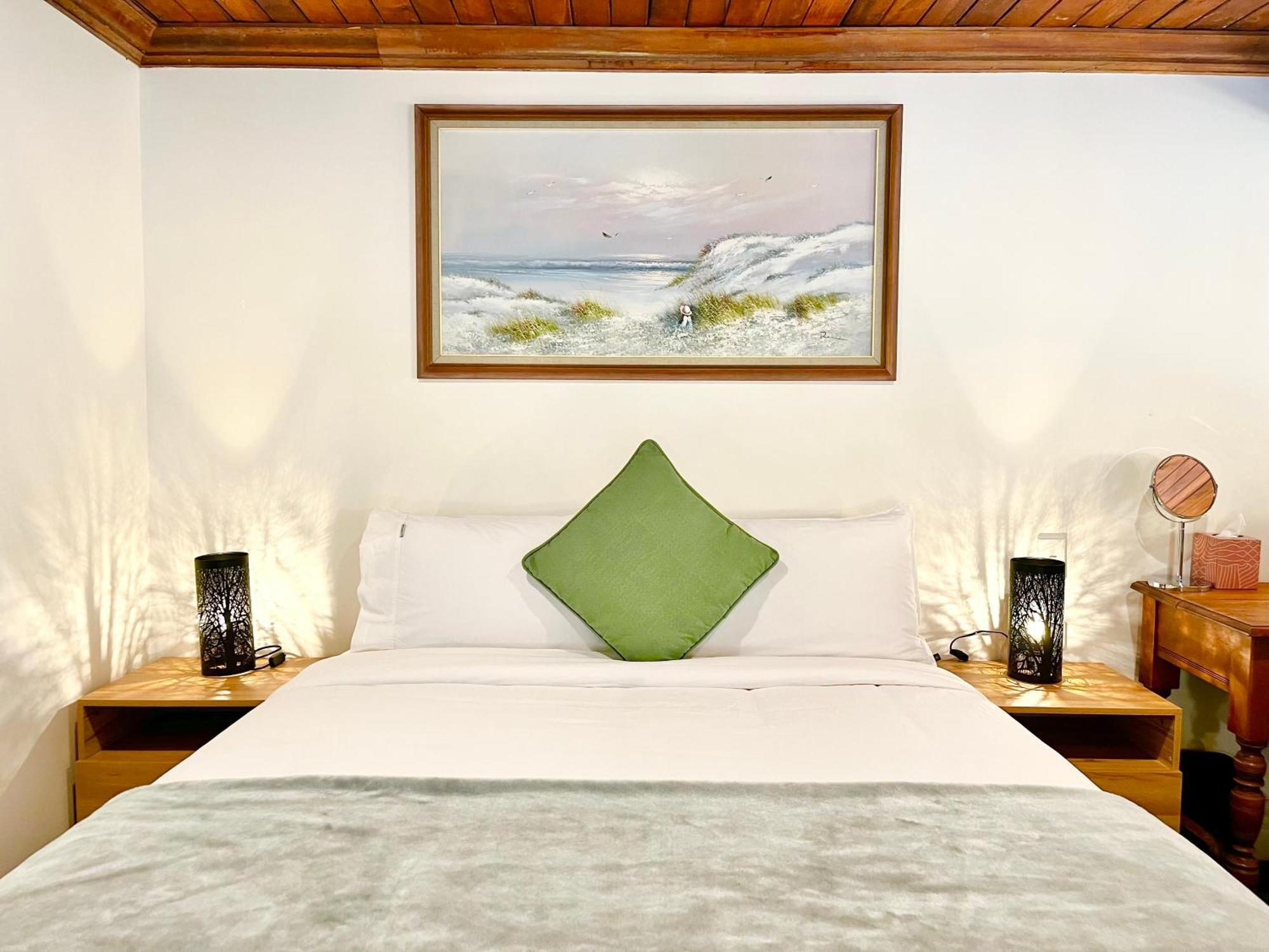 Opoho Heritage Guest Suite 더니든 외부 사진